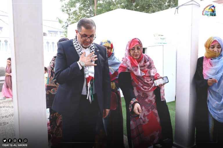زيارة عضو المكتب السياسي في حركة حماس باسم نعيم لمعرض سوق غزة الخيري في مقر الرباط